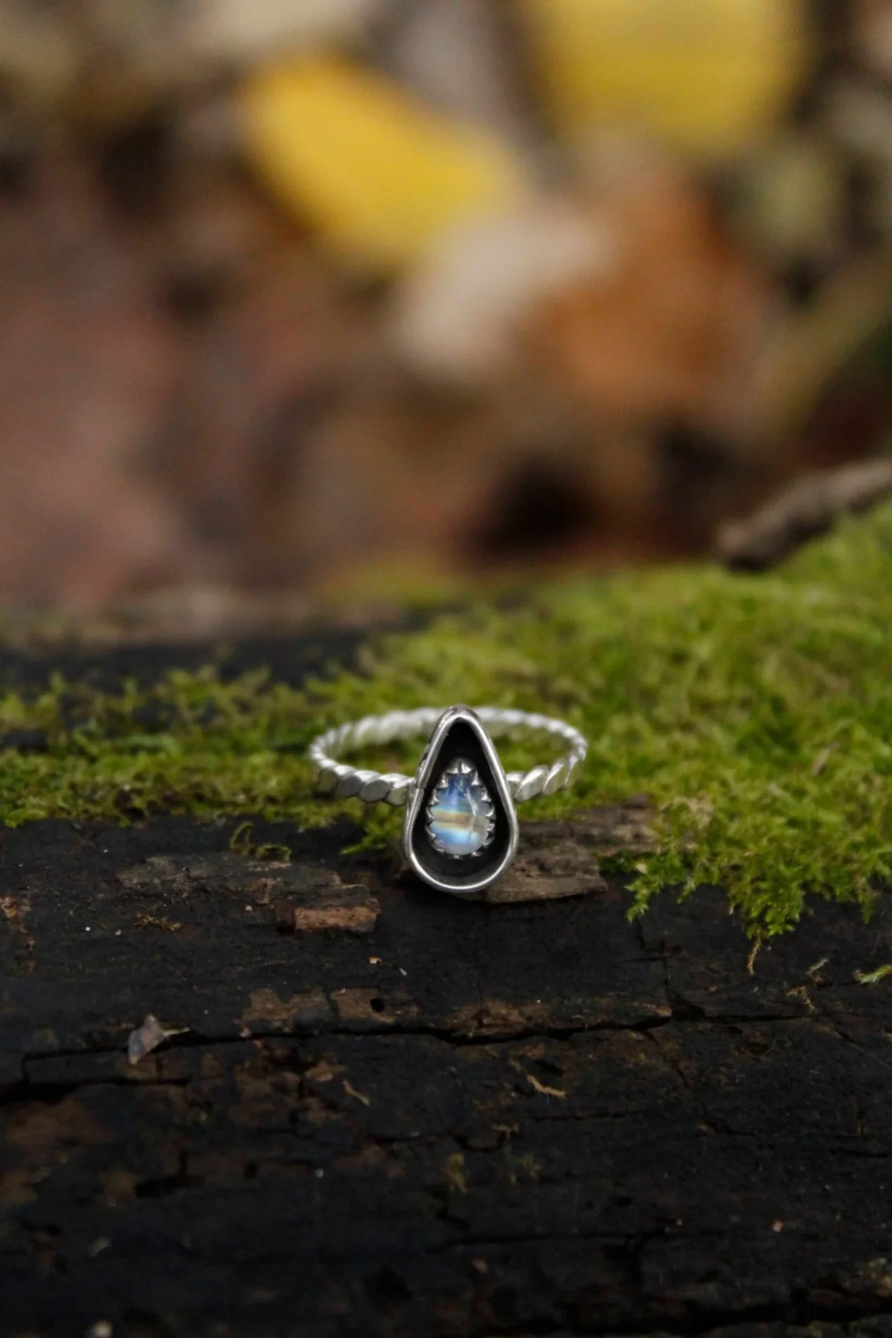 Sterling Silver Rainbow Moonstone Shadowbox Ring
